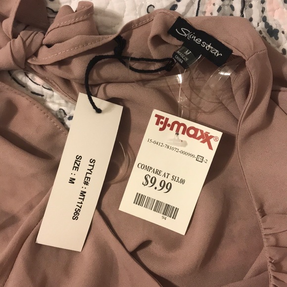 Blush blouse with peplum sleeves - Picture 5 of 5